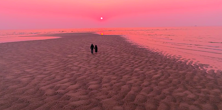 Solemnise your love in the middle of the emerald sea