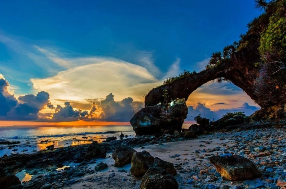Natural Bridge Rock at Neil Island in Andaman Islands