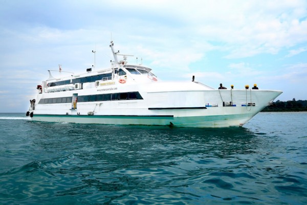 Sail in Private Boat Charters from Port Blair to Swaraj Dweep