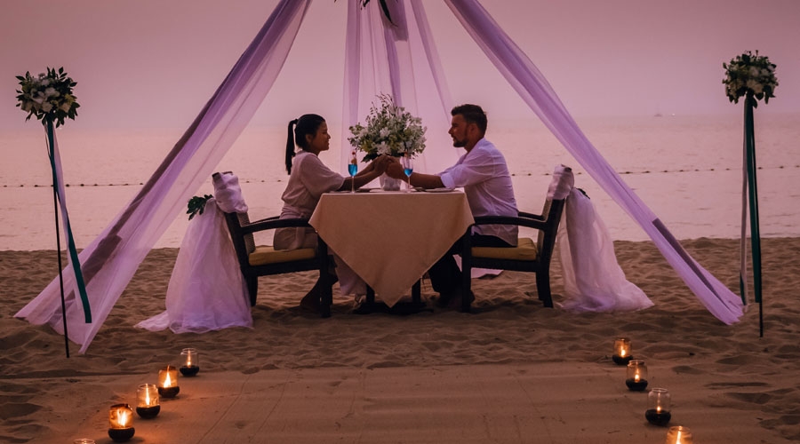 Book Romantic Beach Side with Candle Light Dinner Tour Package at