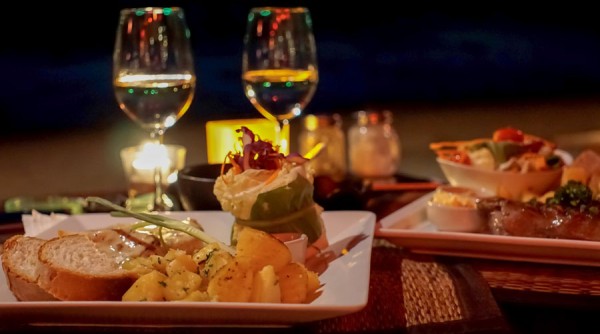 Romantic Beach Side with Candle Light Dinner Tour Package